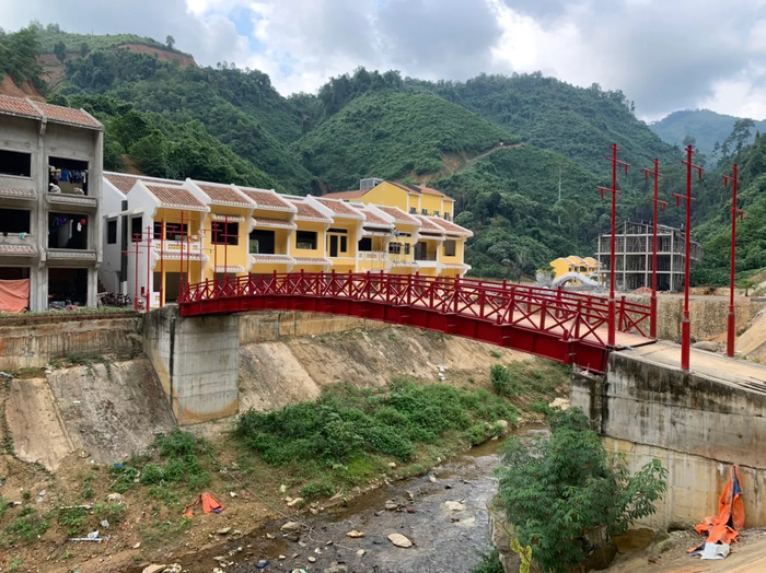 Thi công cầu thép